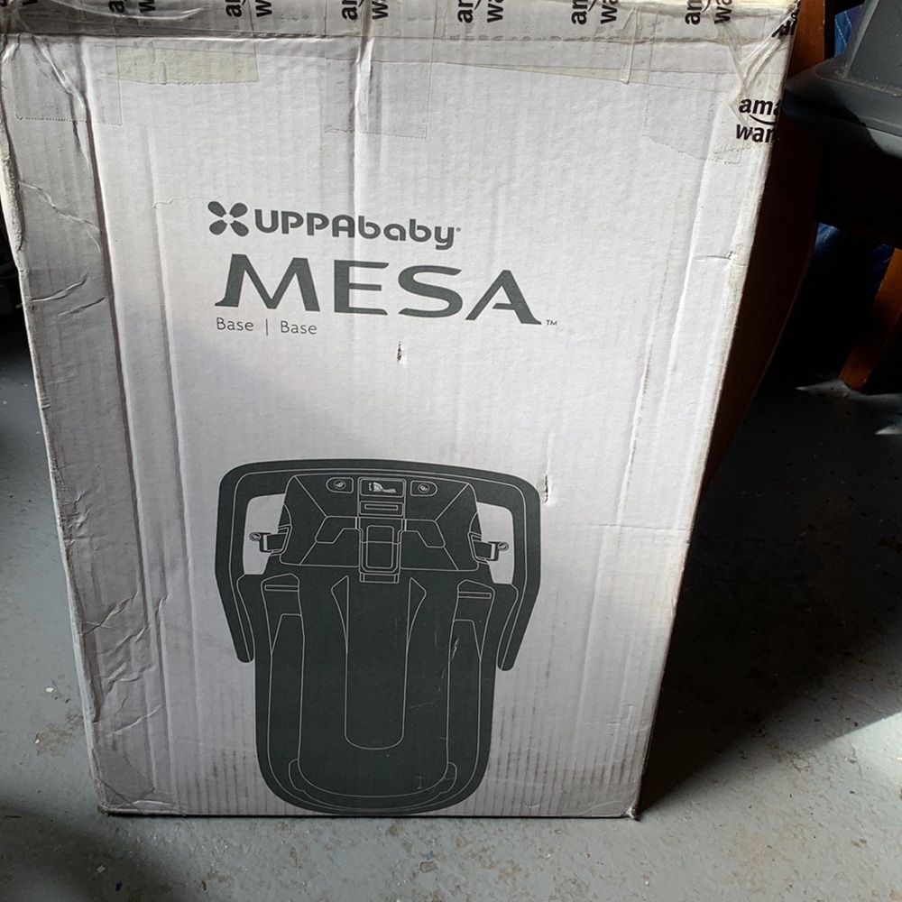 Uppababy Mesa car seat base